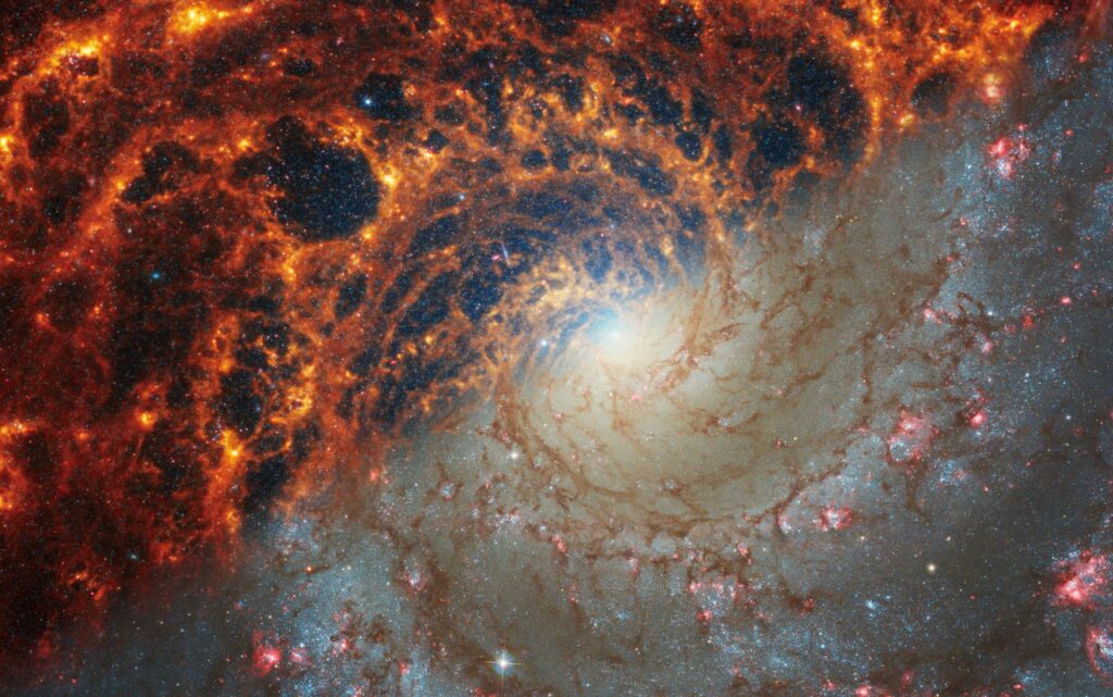 کهکشان NGC 628