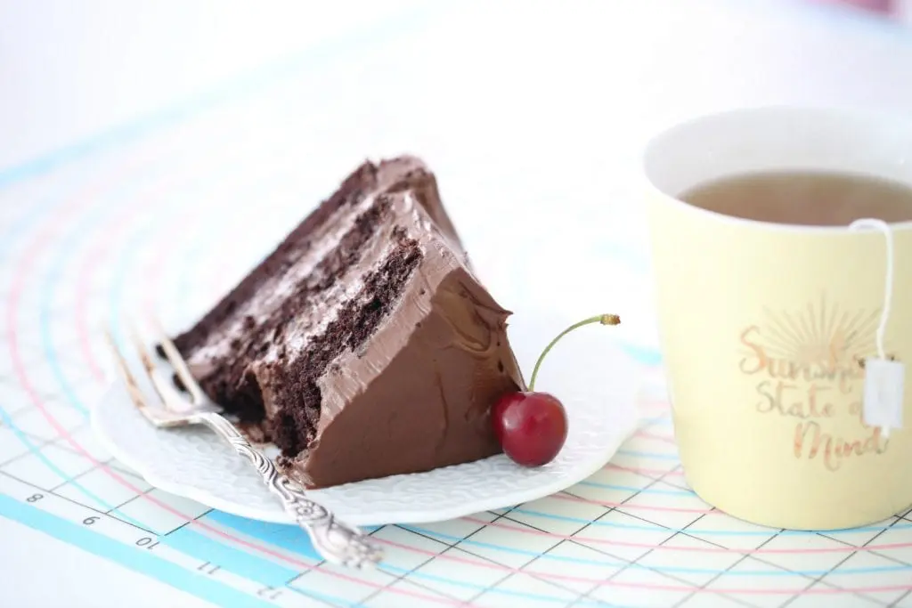 چرا شکلات را دوست داریم و چرا شکلات خوشمزه است؟_دریای تکنولوژی 8 چرا شکلات را دوست داریم و چرا شکلات خوشمزه است؟ دریای.webp